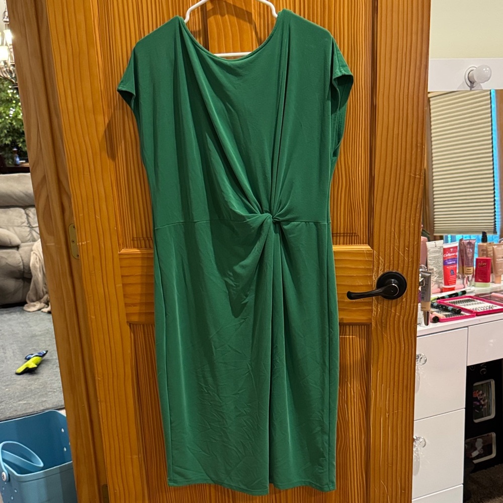 Knit green dress